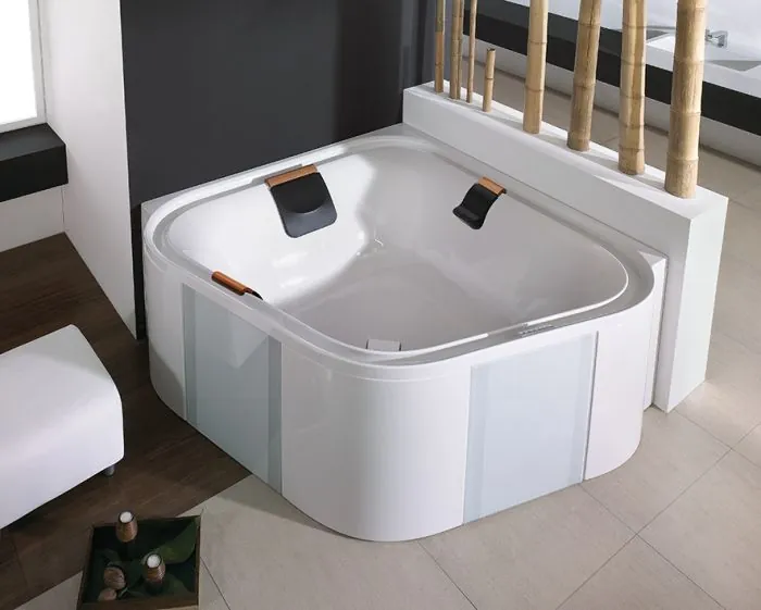 Hoesch Ergo+ corner freestanding