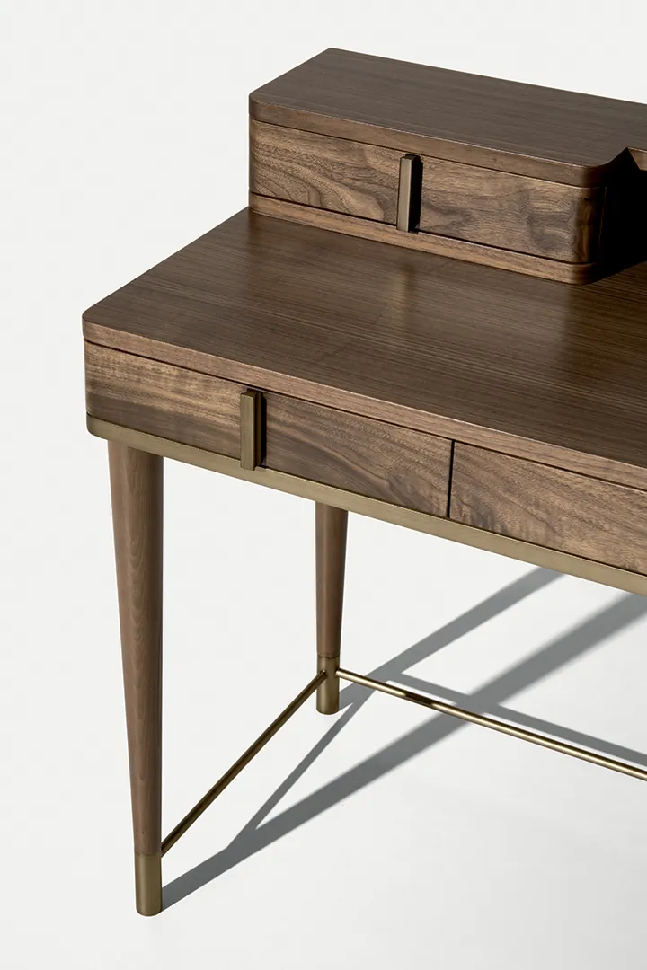 Oasis Dama writing desk