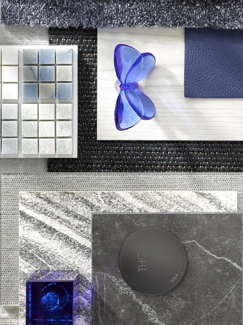 THG Paris Beyond Crystal -Blue crystal