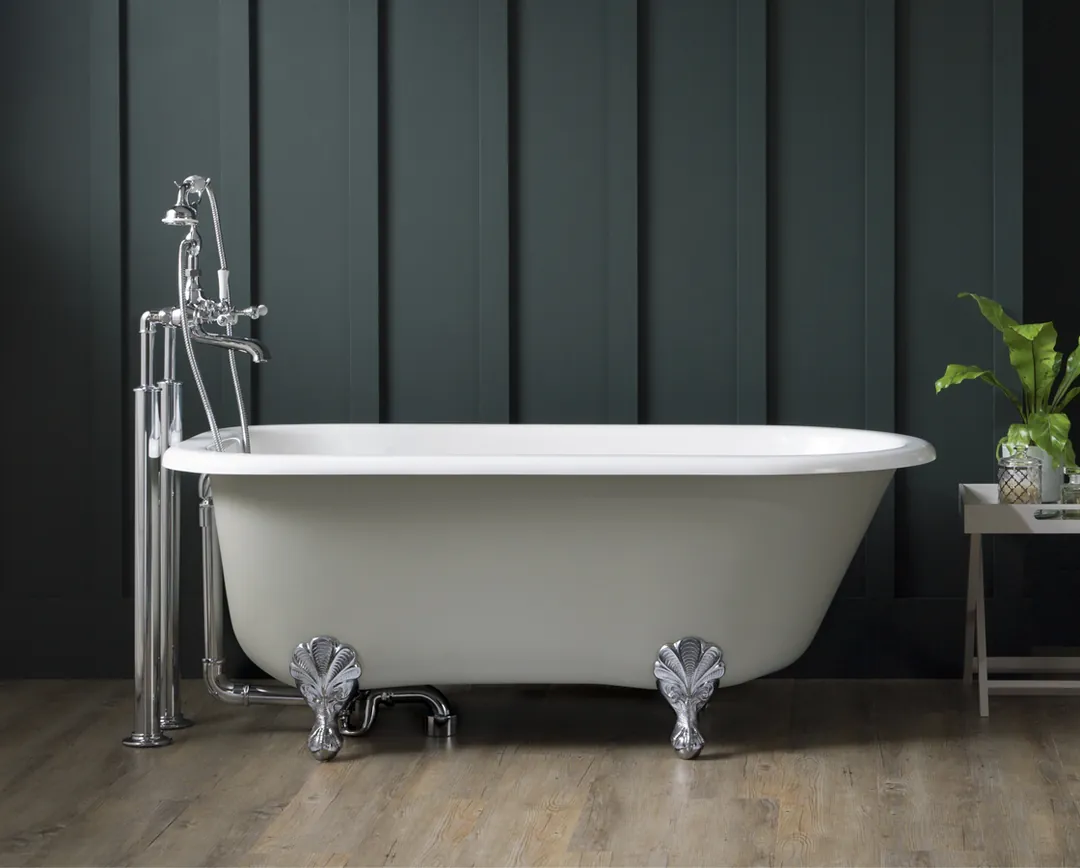 Victoria + Albert Baths Hampshire 1500